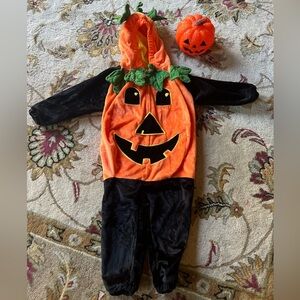 Halloween Kids Pumpkin
Hooded Costume 4-6